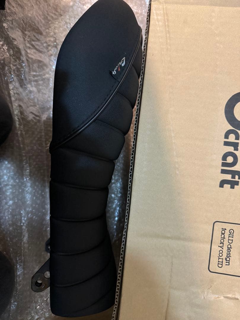 モンキー125 段付きタックロール（ 31296）Gcraft ローダウン