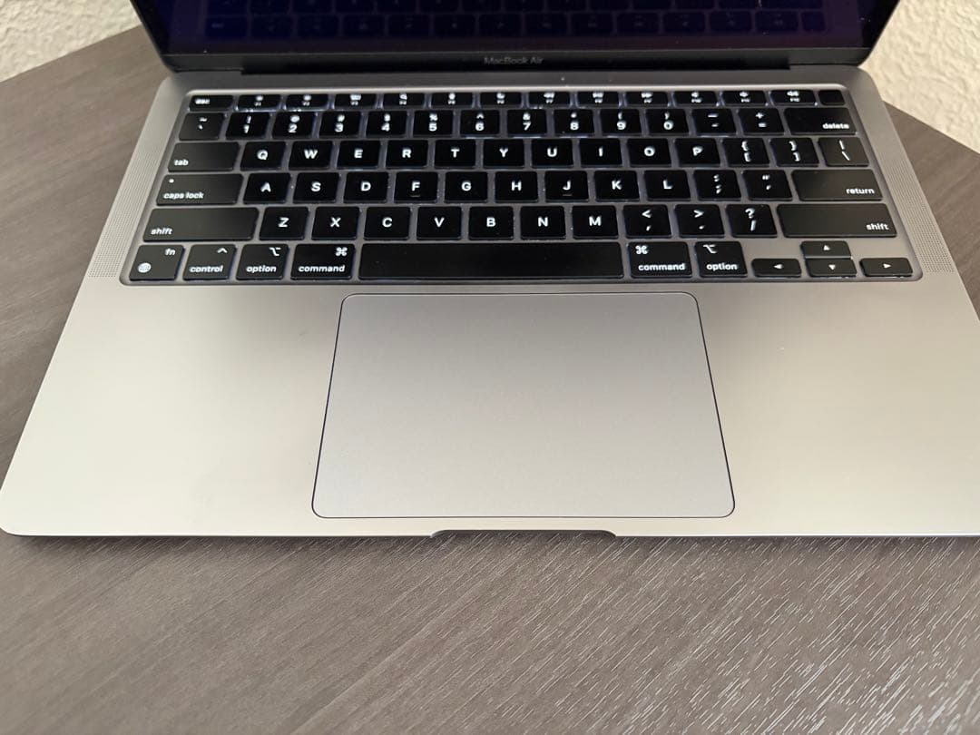 M1 MacBook Air 256GBストレージ　8GBメモリ　本体のみ