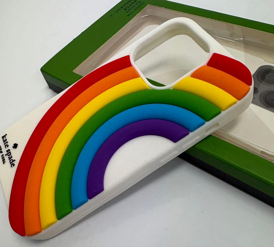 【新品未使用】ケイトスペードiPhone14Pro ケース 虹 レインボー