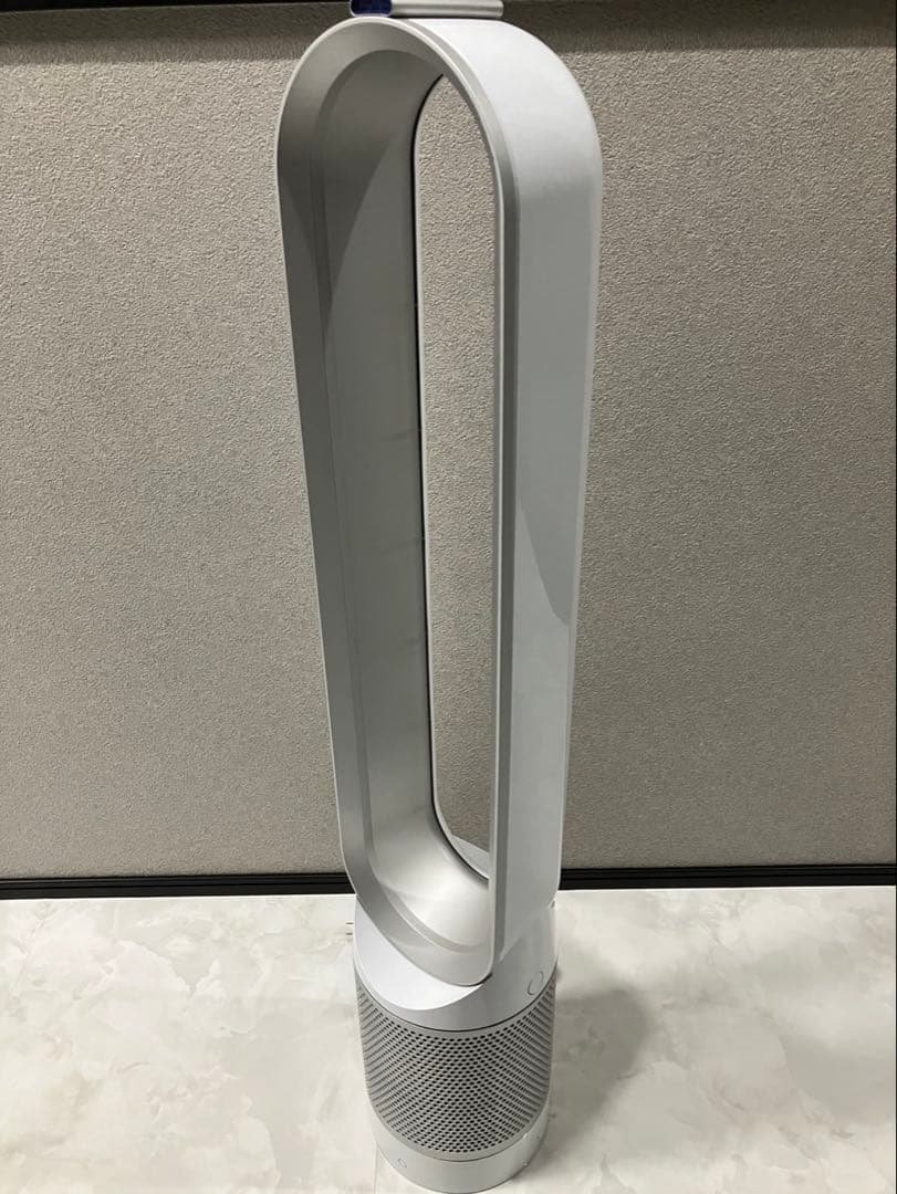 ダイソン 空気清浄機能付 タワーファン TP03WS