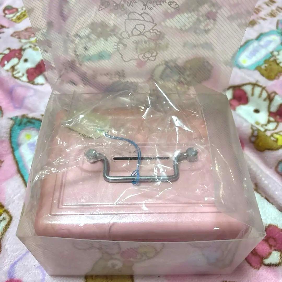 ♡ ハローキティ ミニ　手提げ　金庫　ピンク