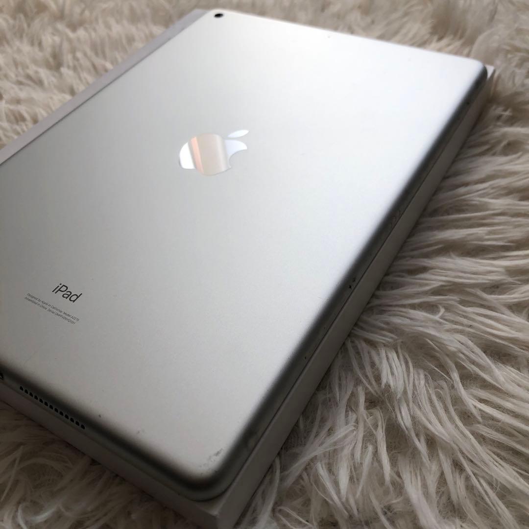 【11/15販売終了】iPad 第8世代 128GB Wi-Fi 【すぐ発送】