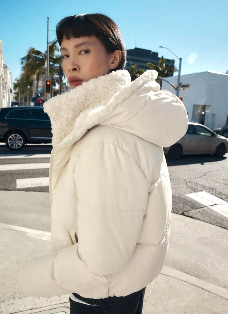 【ZARA】ザラ L フェイクシープスキンフード付き撥水ウィンドブレーカー 白