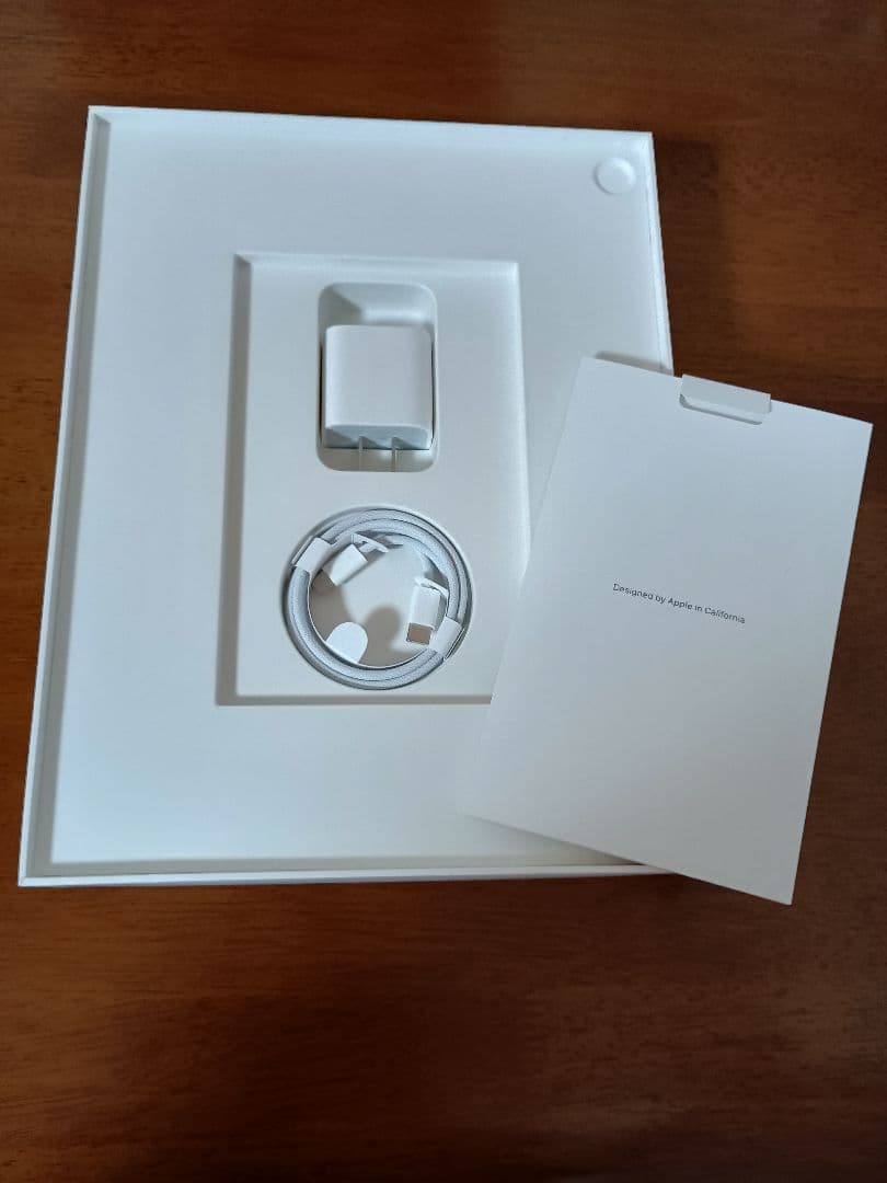 極美品 iPad Air 13インチ M2 256GB WiFi スペースグレイ