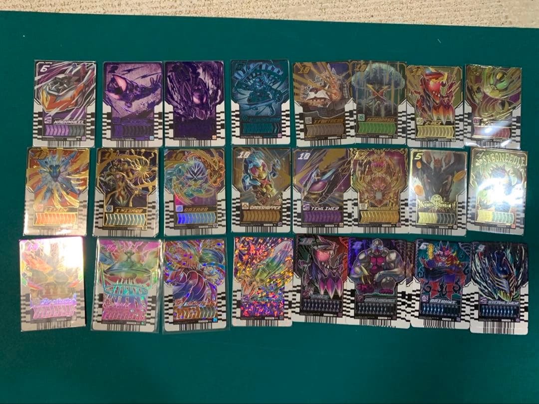 画面ライダーガッチャード　ライドケミートレカセット　カード100枚以上　引退品