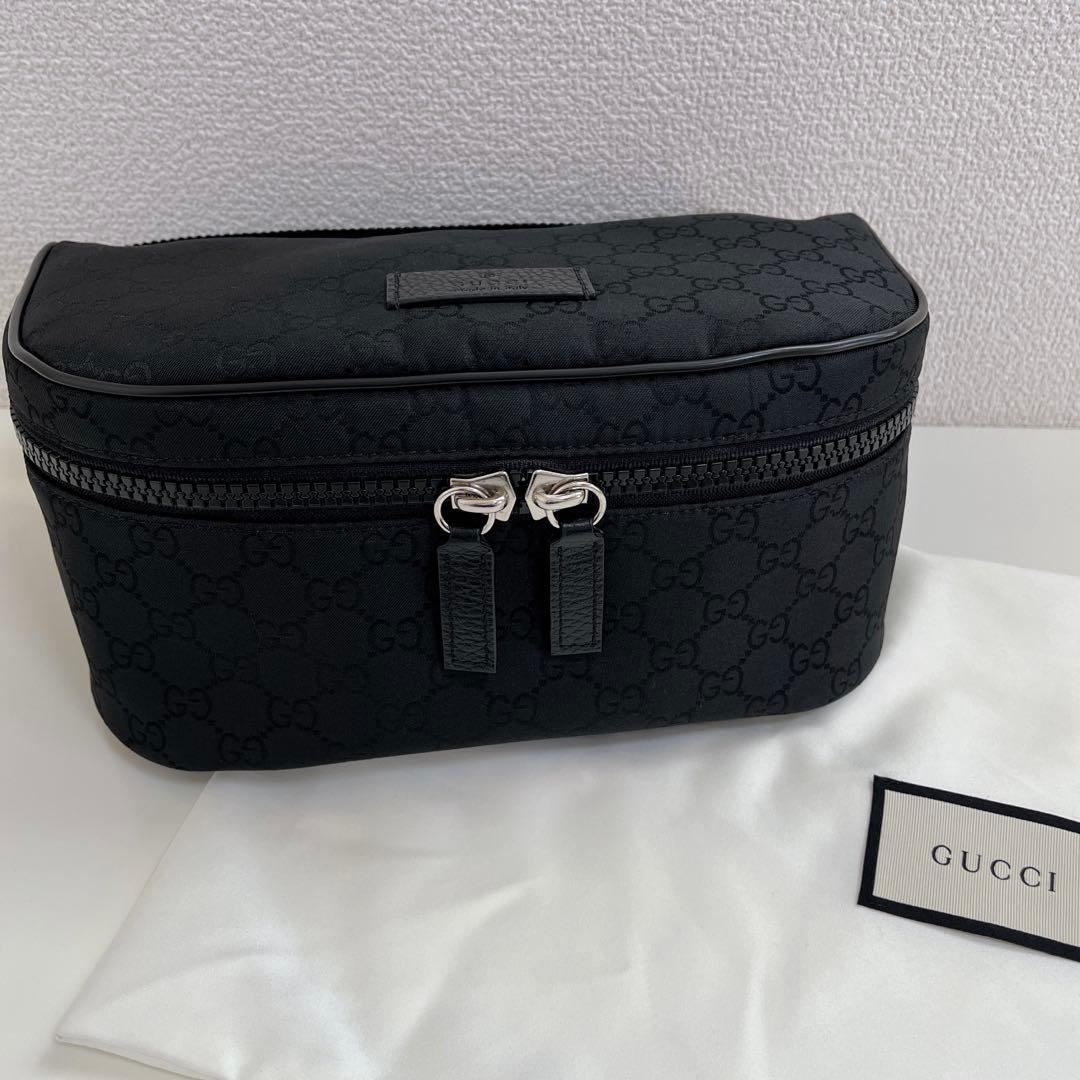 【美品】GUCCI グッチ　GGナイロン　ショルダーバッグ　ウエストバッグ