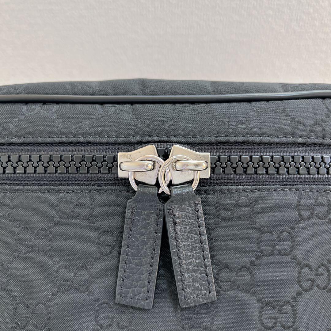 【美品】GUCCI グッチ　GGナイロン　ショルダーバッグ　ウエストバッグ