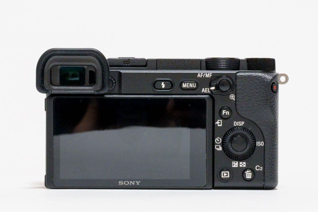 【美品】SONY α6400 ミラーレスカメラ（ボディのみ） ILCE-6400