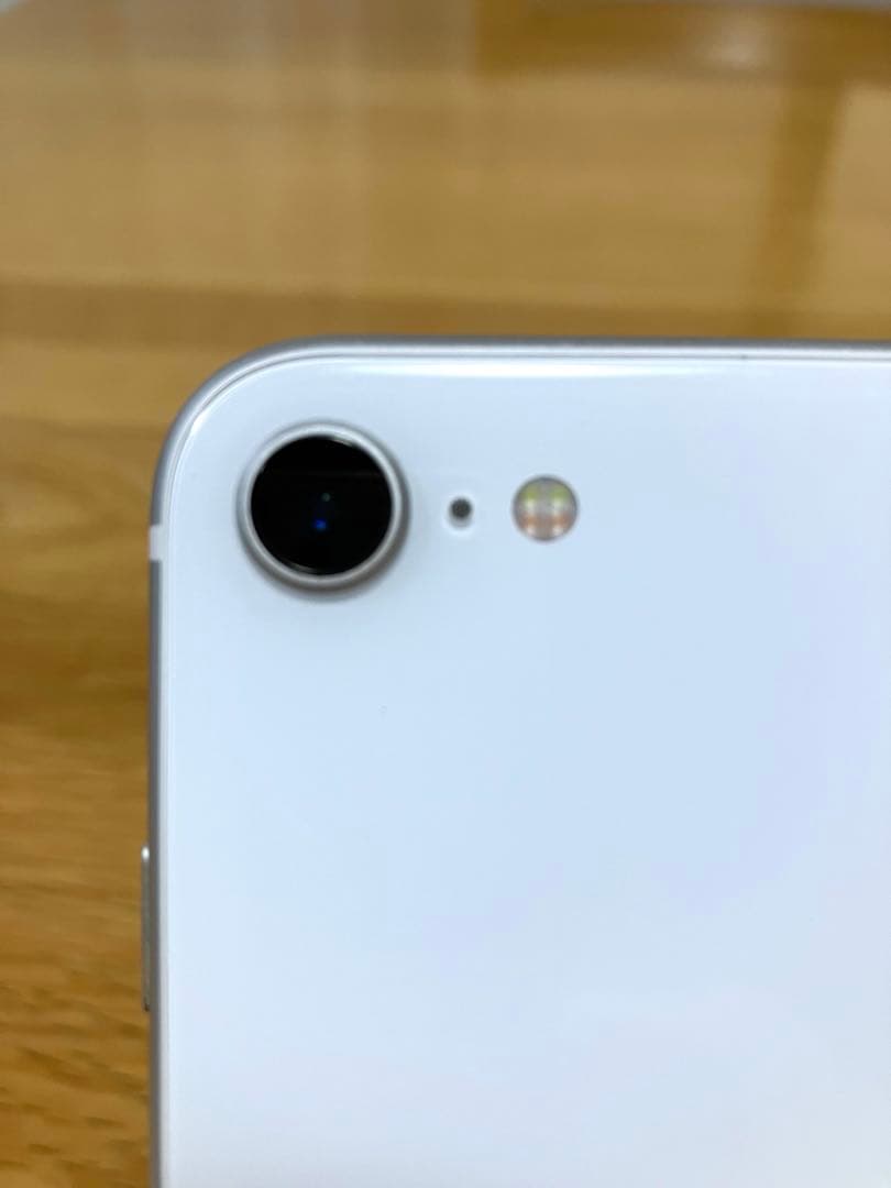 iPhone SE第2世代 ホワイト 64GB SIMフリー 本体のみ