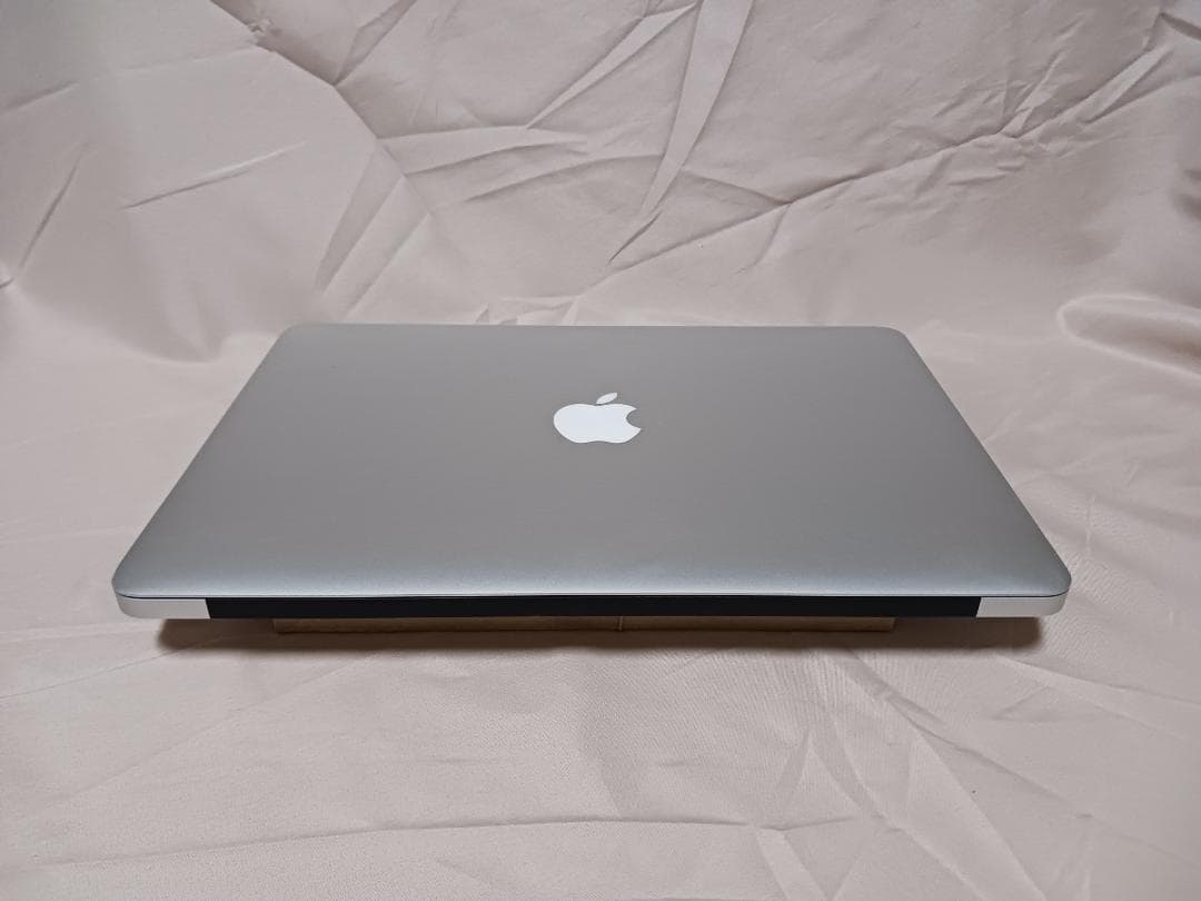 MacBook Air (13-inch, Early 2014)　充電器付属