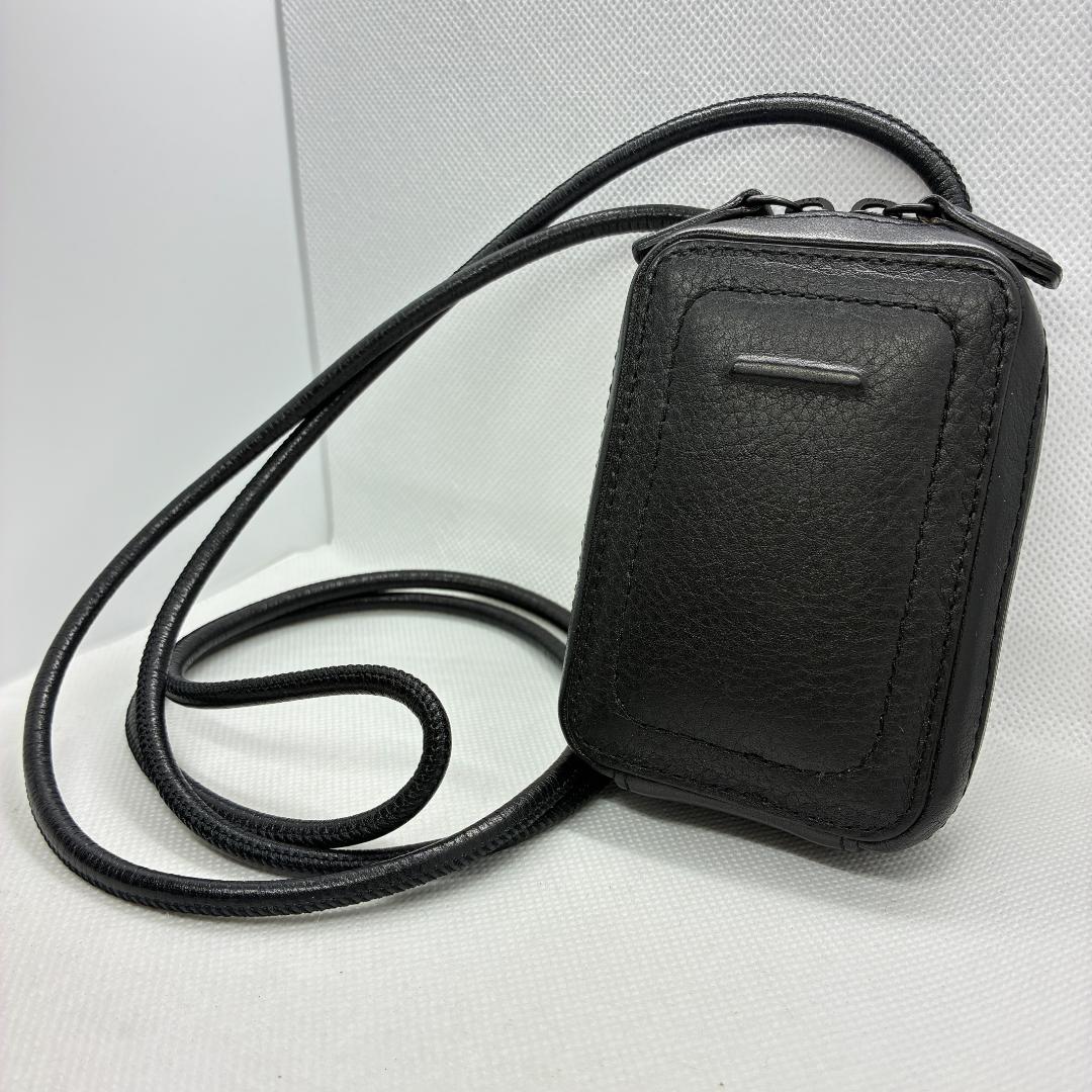 objcts.io 土屋鞄　マイクロバッグ ブラック レザーストラップ付 黒