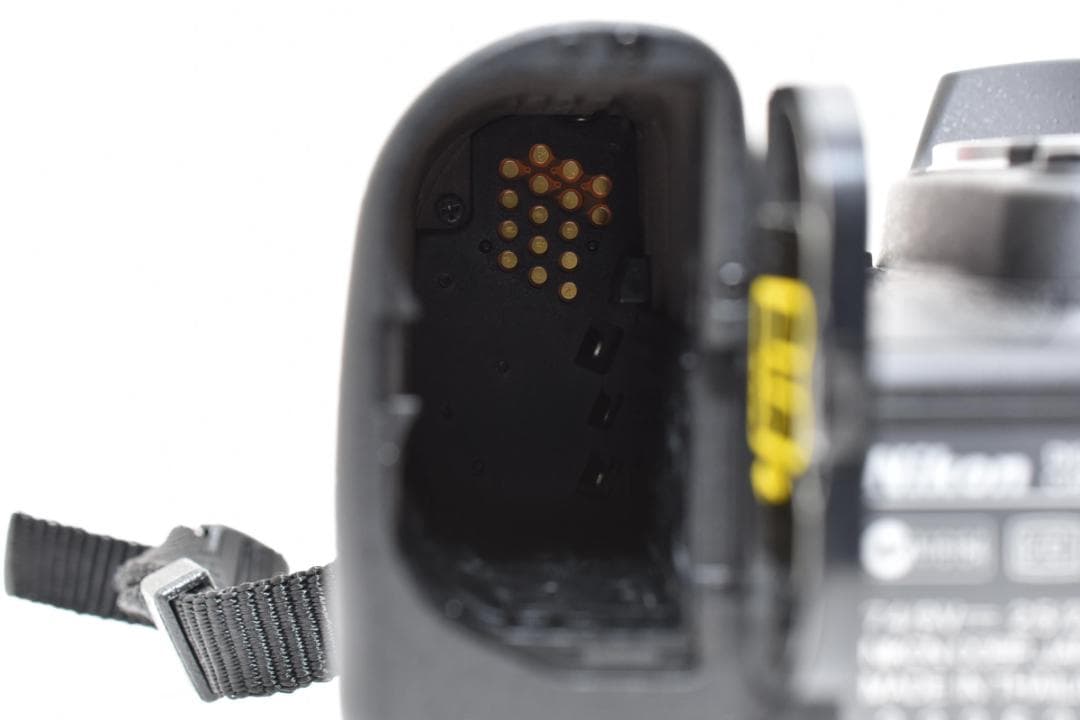 新品級 NIKON ニコン D90 1594枚 デジタル ボディ H258