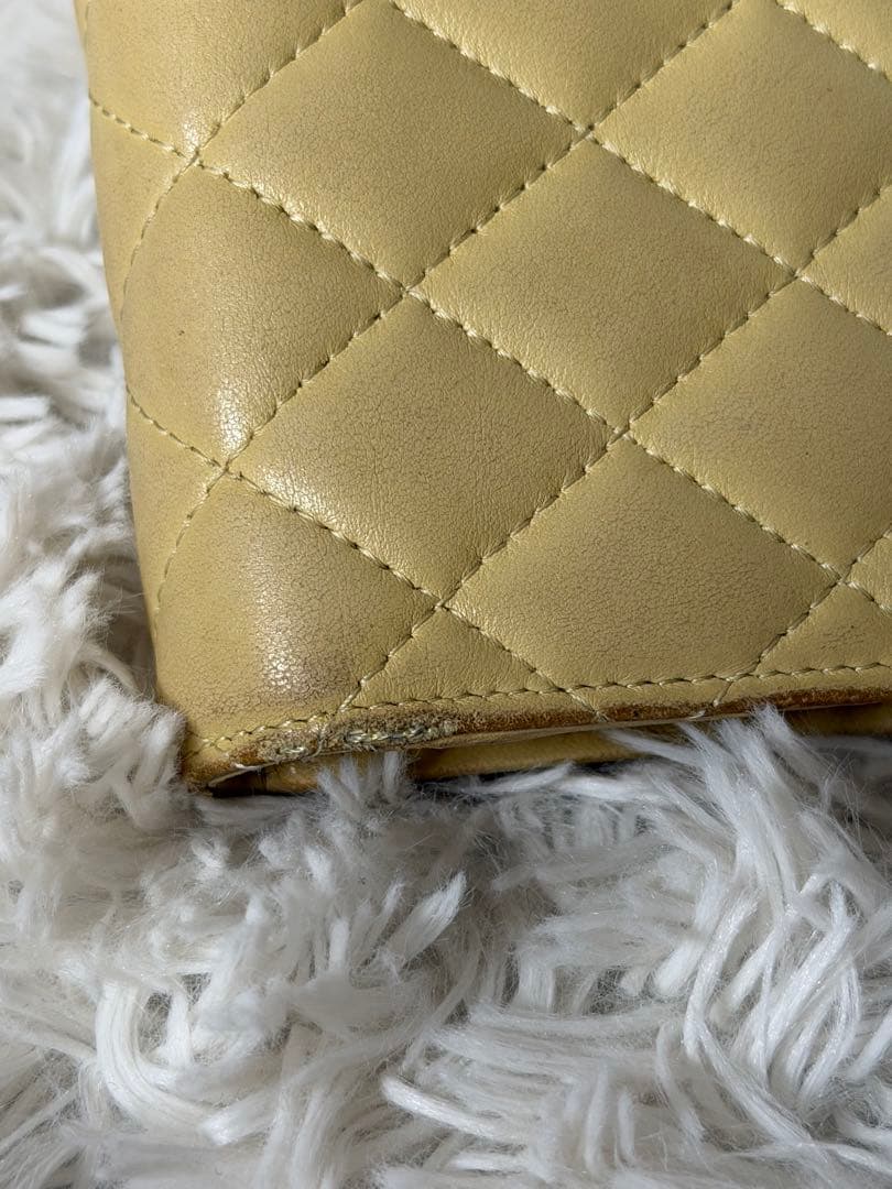 シャネル　財布　三つ折り