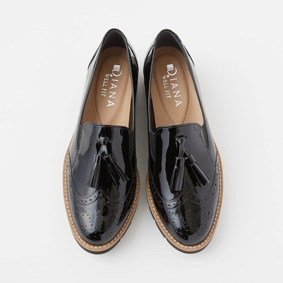 極美品◆DIANA ダイアナ WELLFIT エナメル タッセル ブラック