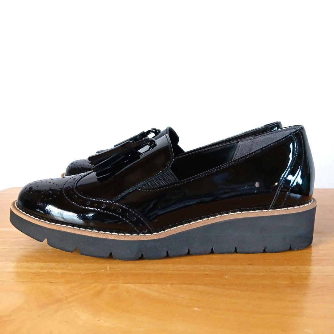 極美品◆DIANA ダイアナ WELLFIT エナメル タッセル ブラック