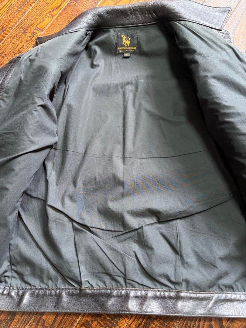 11/15まで値下げ ファインクリークレザーズ リッチモンド S66 サイズ40