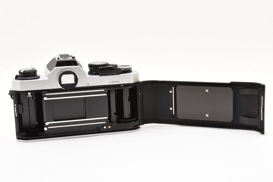超美品 ニコン New FM2 シルバー フィルム　モルト新品交換済 M632