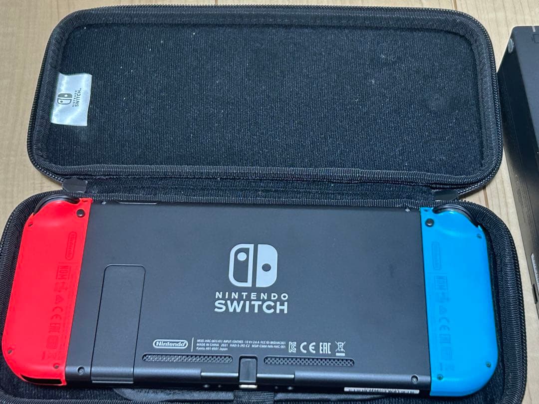 Nintendo Switch 本体 青/赤 キャリングケース付き
