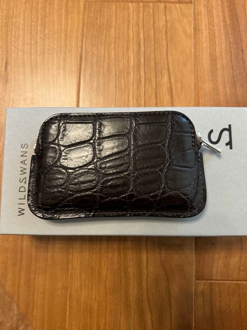 新品未使用　ワイルドスワンズ　ミナス　クロコ（チョコ）　WILDSWANS