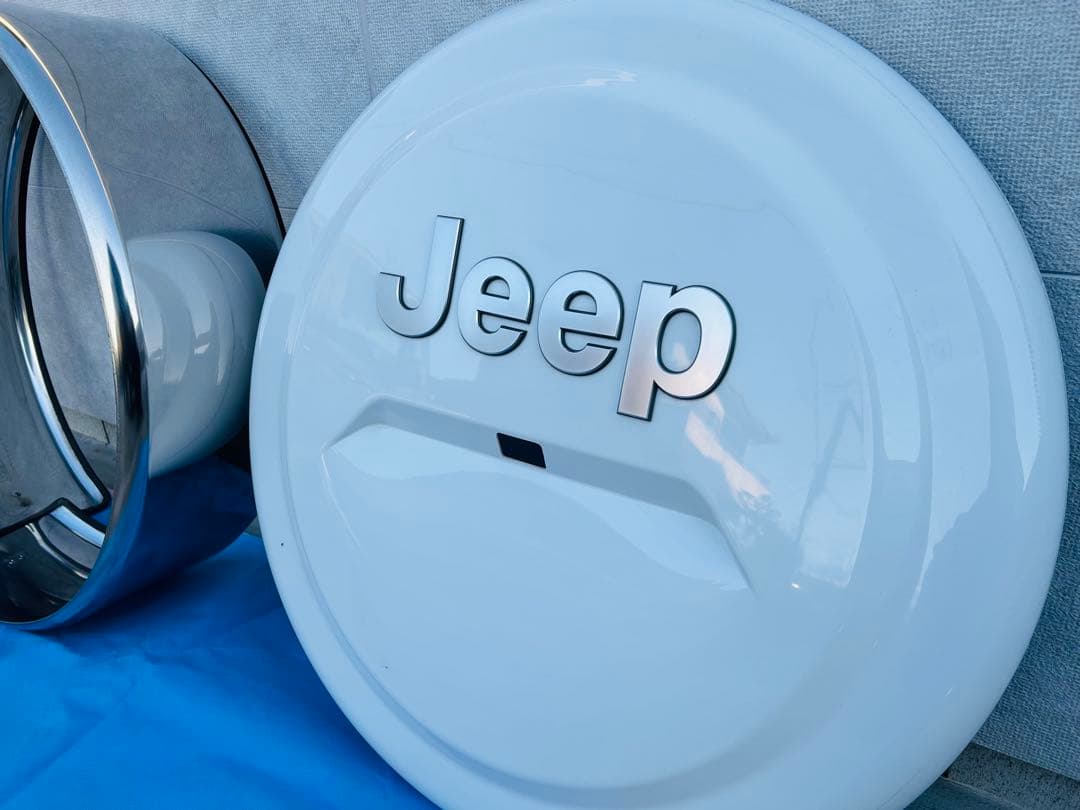 JEEP JL ラングラー リアタイヤカバー 白