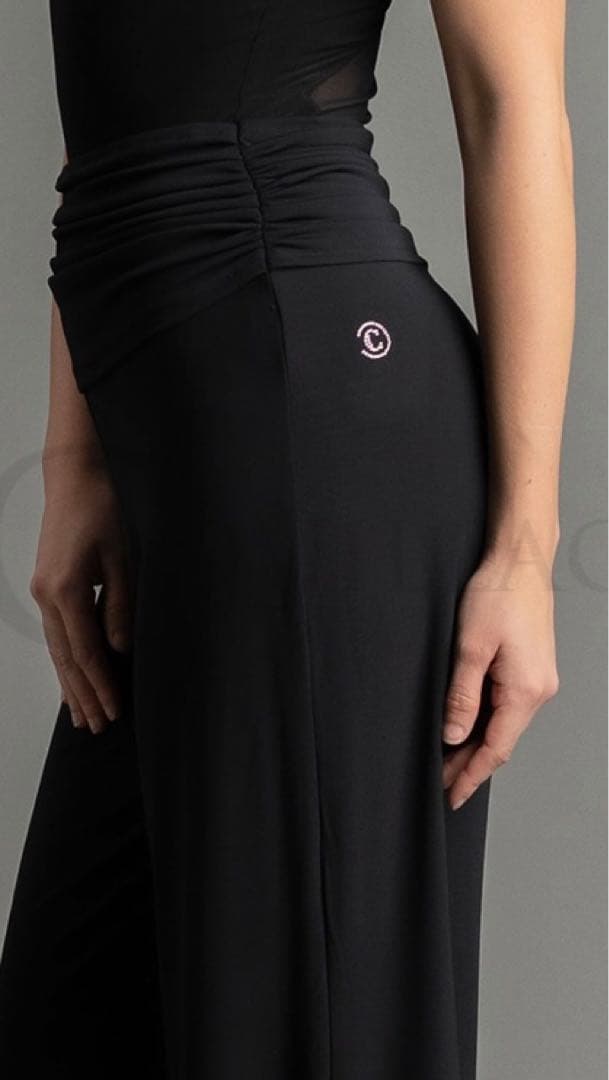 クリスアンクローバー　エマトラウザーSサイズ