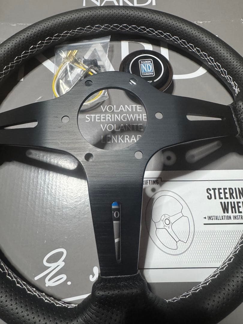 車ステアリング