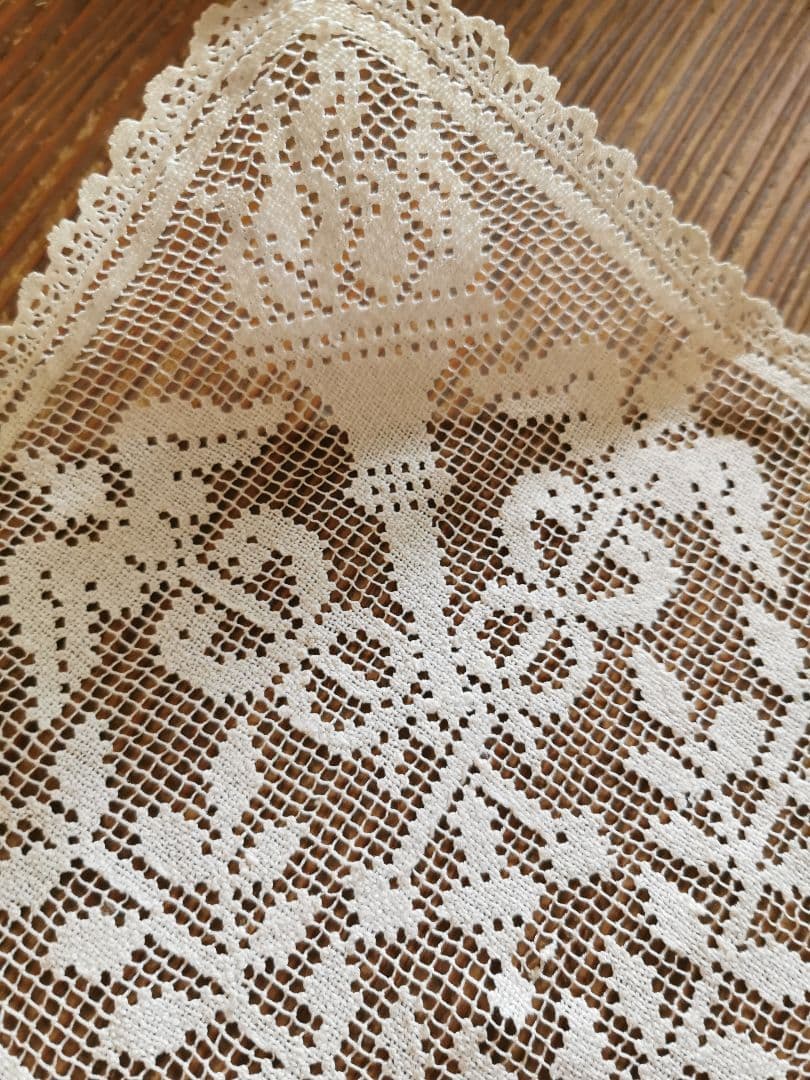 アンティーク フィレレース 聖火と鳩とオリーブ 透かしパネル スカラップ装飾