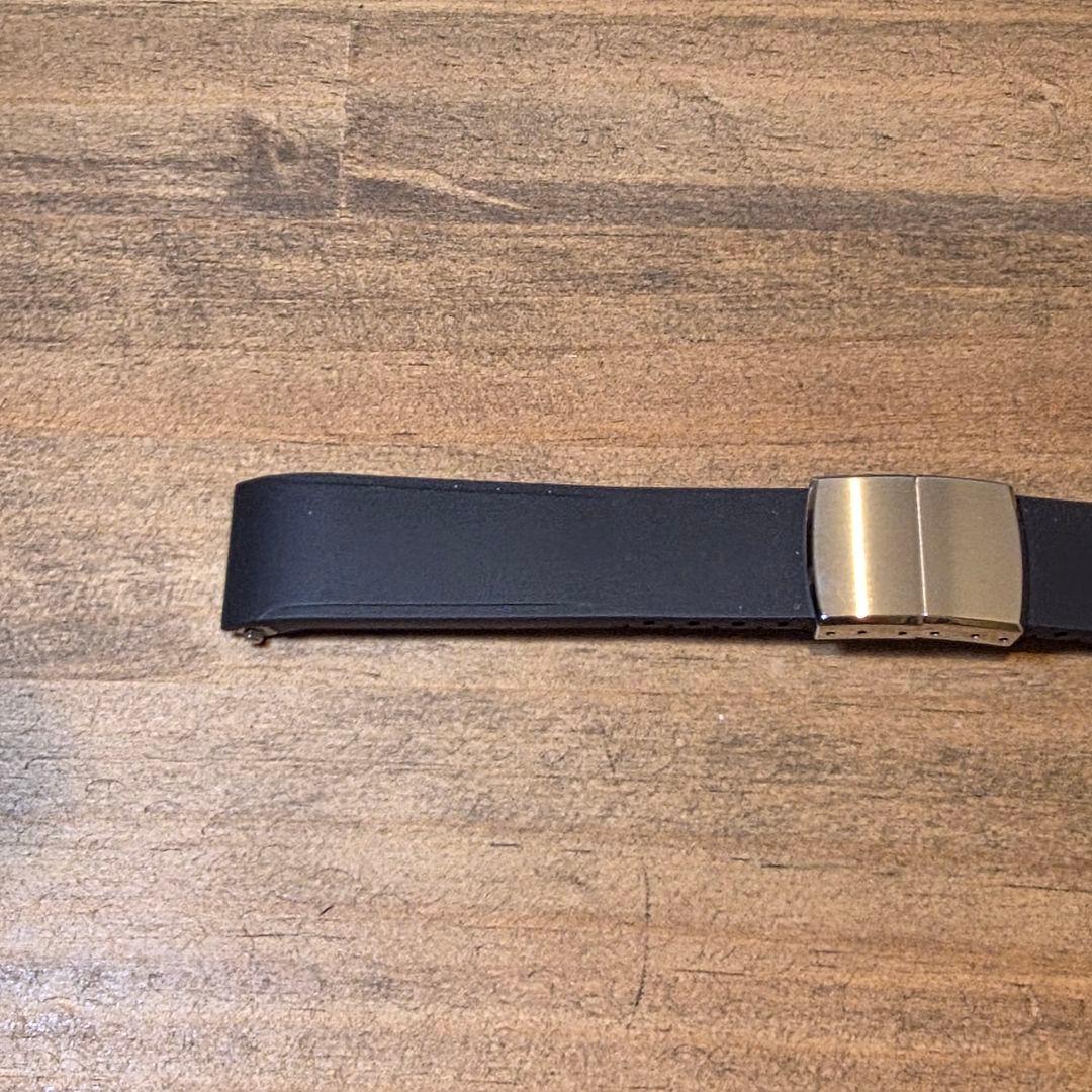 Cartier サントスドゥカルティエMM Delugsラバーベルト