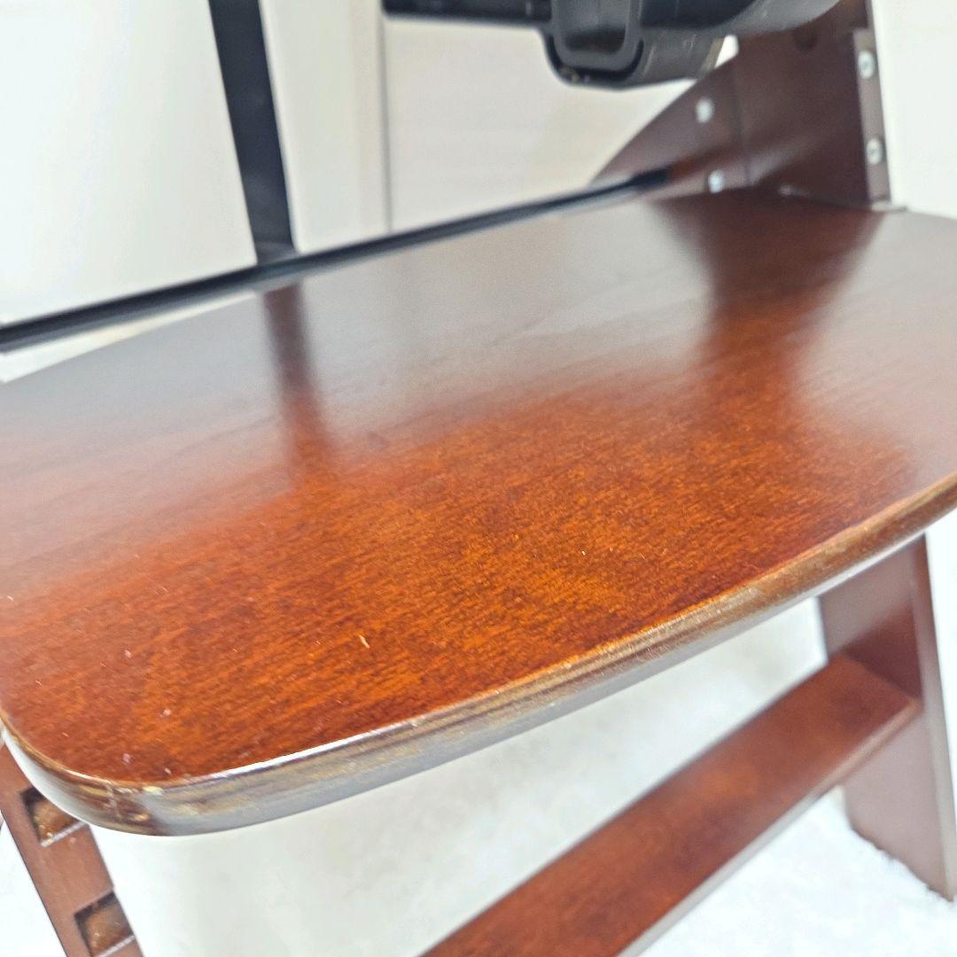 ビヨンドジュニアハイチェア　マホガニー・ブラック