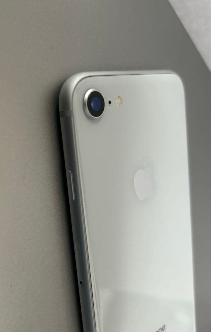 【美品】iPhone8 64GB 4.7インチ 本体