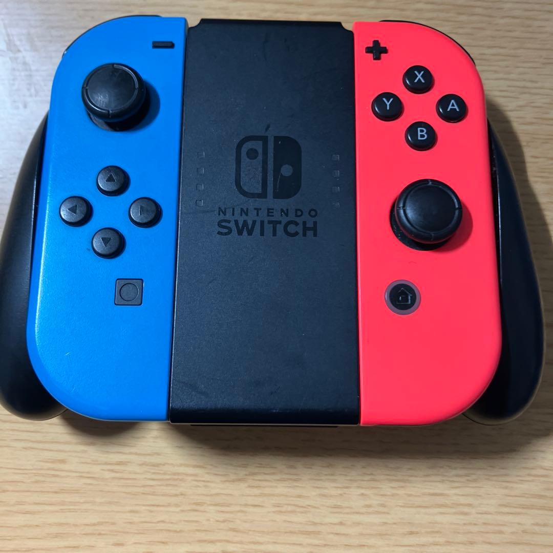 Switch本体、コントローラー、充電器