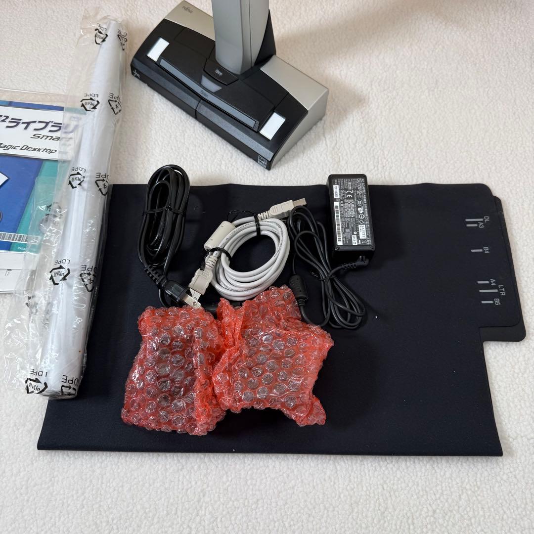 【美品】ScanSnap SV600 FI-SV600 スキャン スキャナー