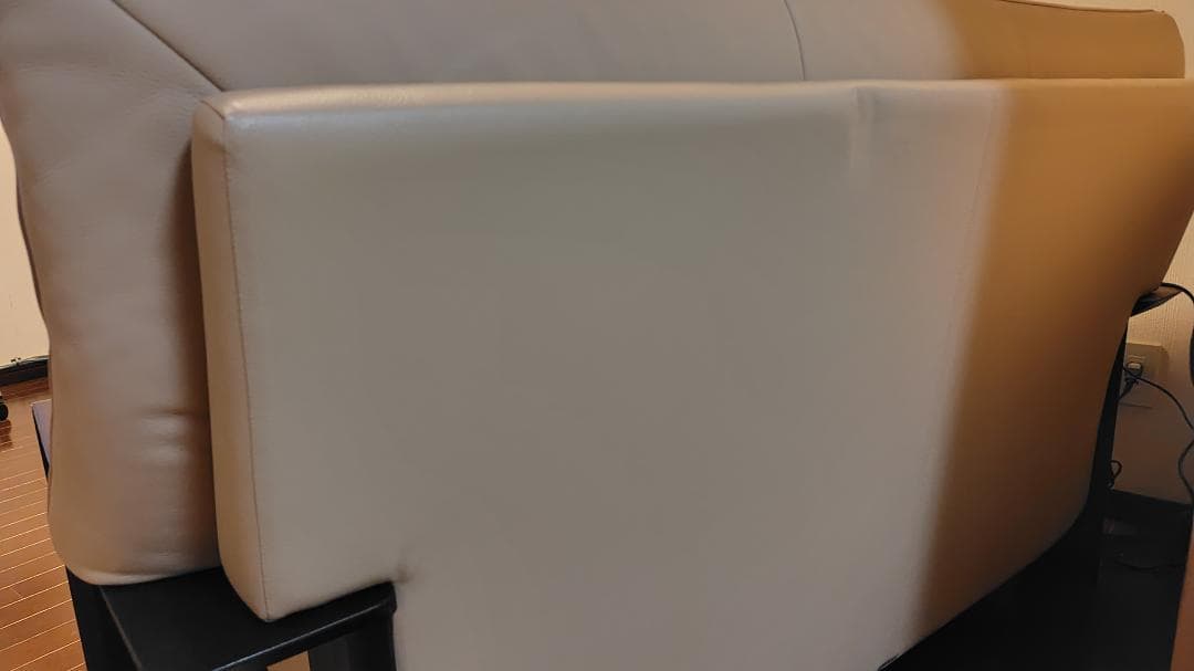 カリモク家具 2.5人掛けソファー ダンテ ベージュ 合成皮革 幅1550mm