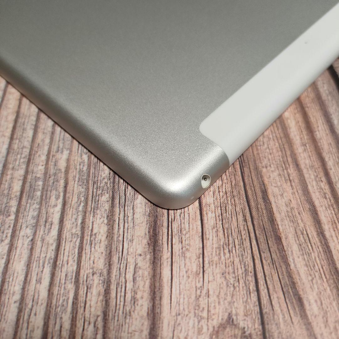 iPad 第7世代 128GB SIMフリー シルバー 超美品