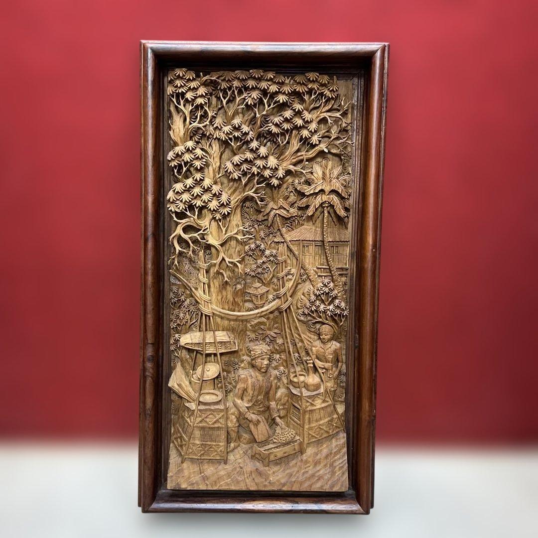 時代　木彫　浮き彫りの額A 約95×49.5㎝　東さ8-0131①