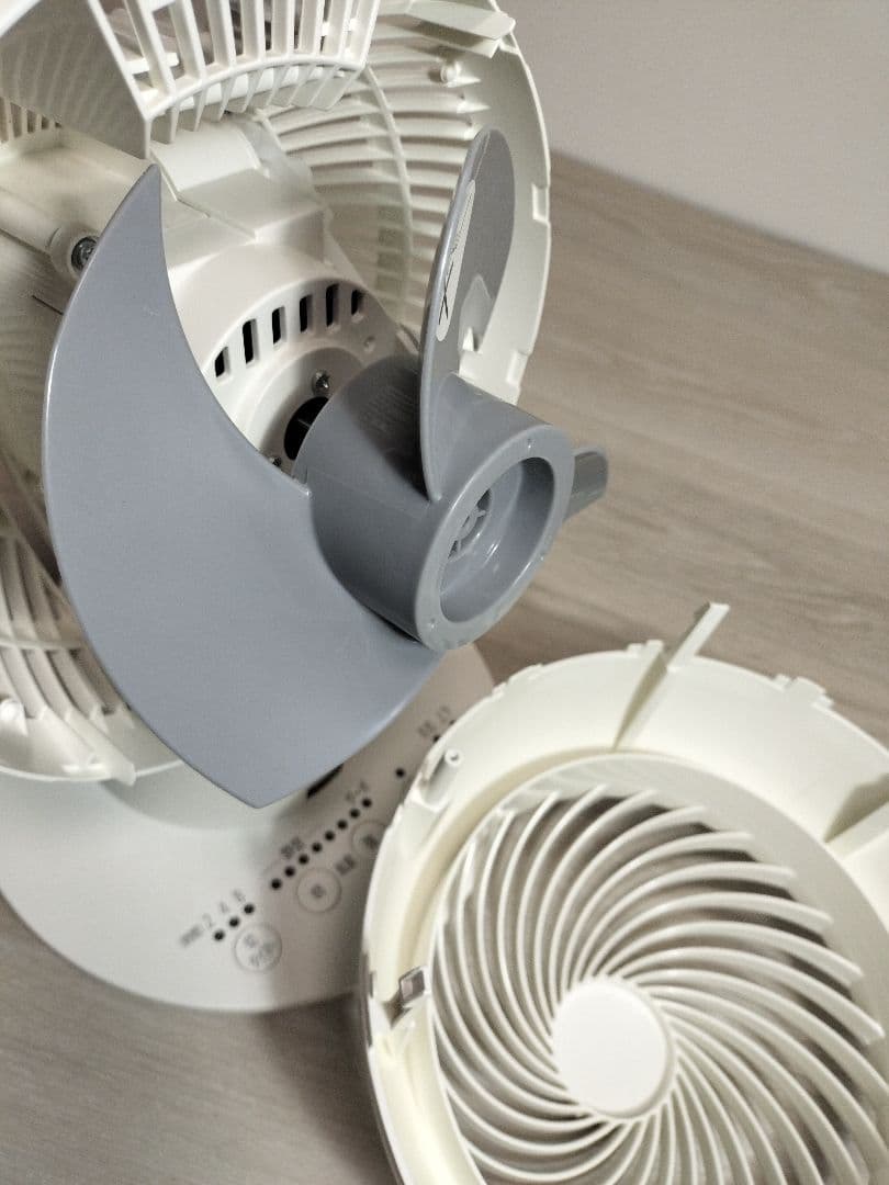 アイリスオーヤマ サーキュレーター WOOZOO PCF-SDS15TC 白