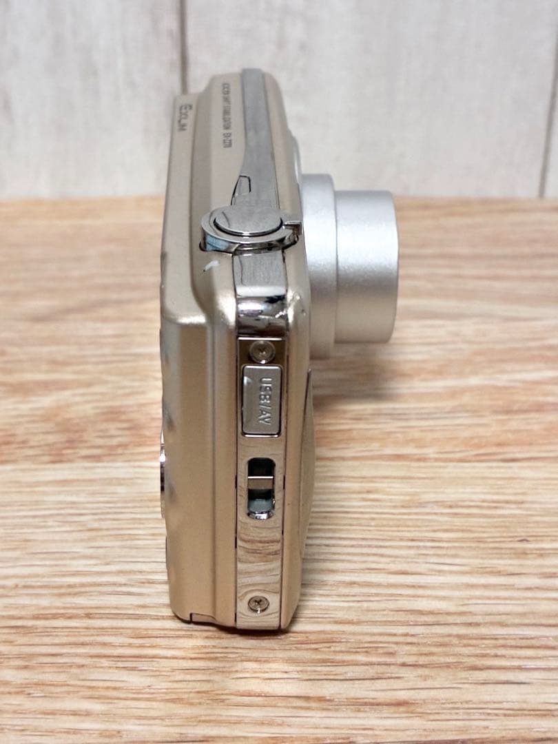 CASIO EXILIM EX-Z270 コンデジ