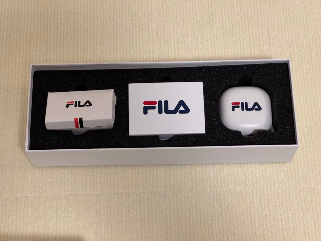 【限定品】【値下げ】Samsung FILA ワイヤレスイヤホン ホワイト