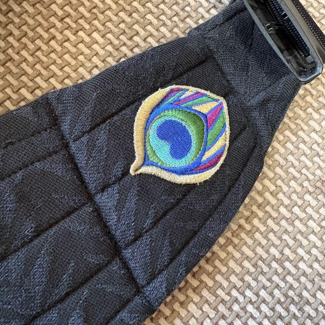 抱っこ紐 黒／artipoppe アーティポッペ