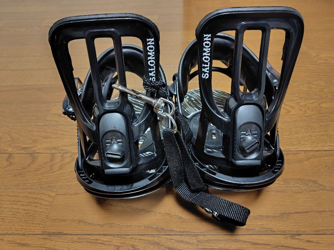 PACT ブラック ビンディング SALOMON　Ｌサイズ