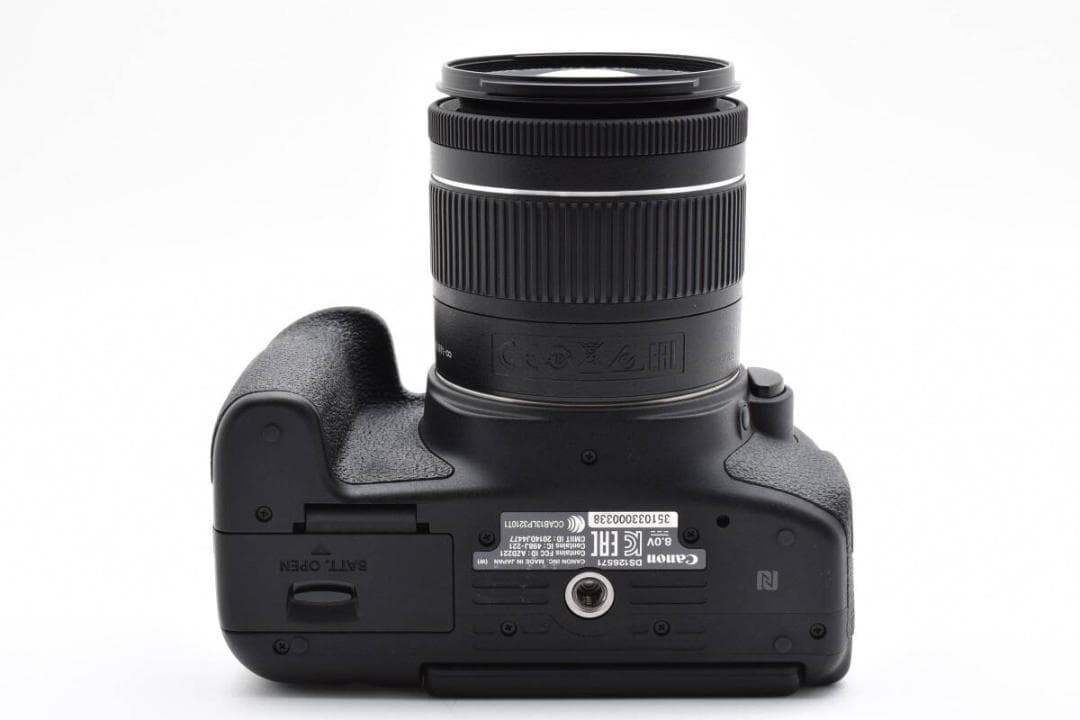 Canon EOS Kiss X8i S数4200回 EF-S 18-55mm