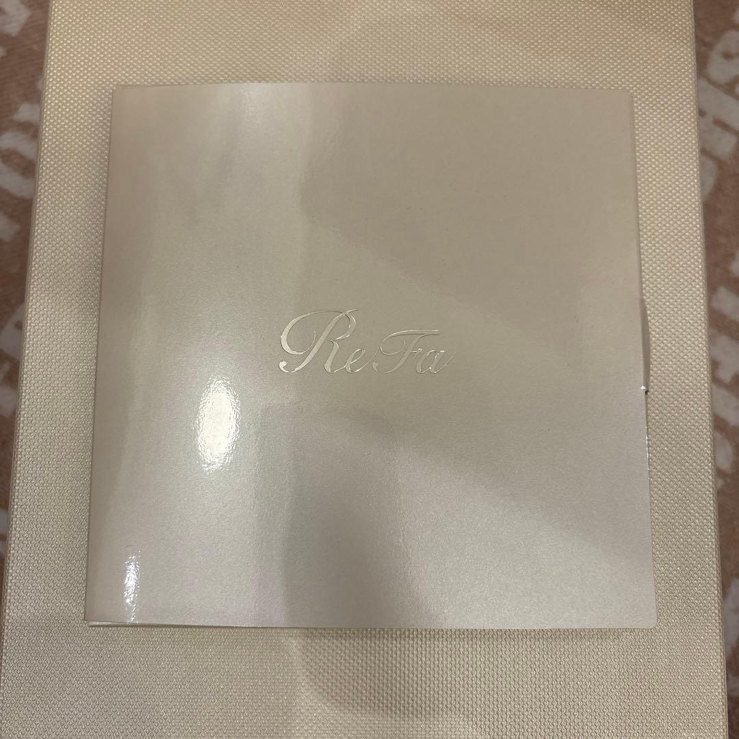 新品　リファ美顔器