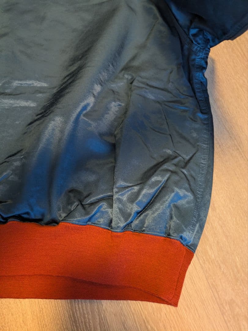 HUMAN MADE サテンジャケット　ハーフジップ