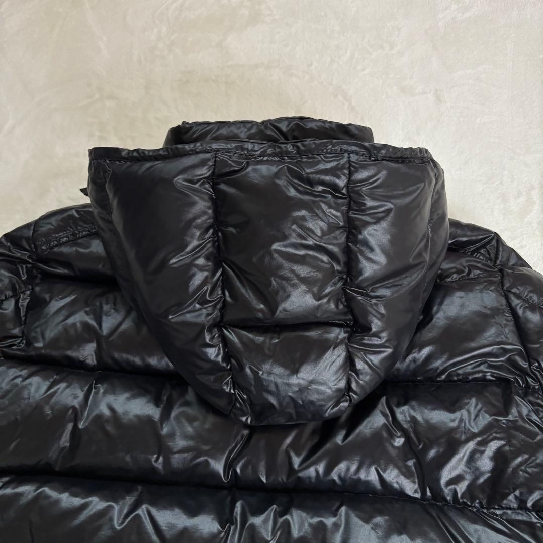 Lサイズ　MONCLER MAYA ダウンジャケット　ブラック　黒　3号表記