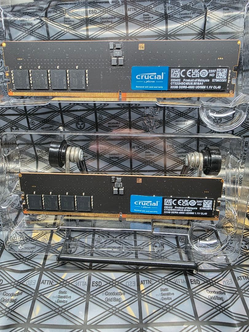 Crucial 32GBx2 64GB DDR5-4800 UDIMM メモリ