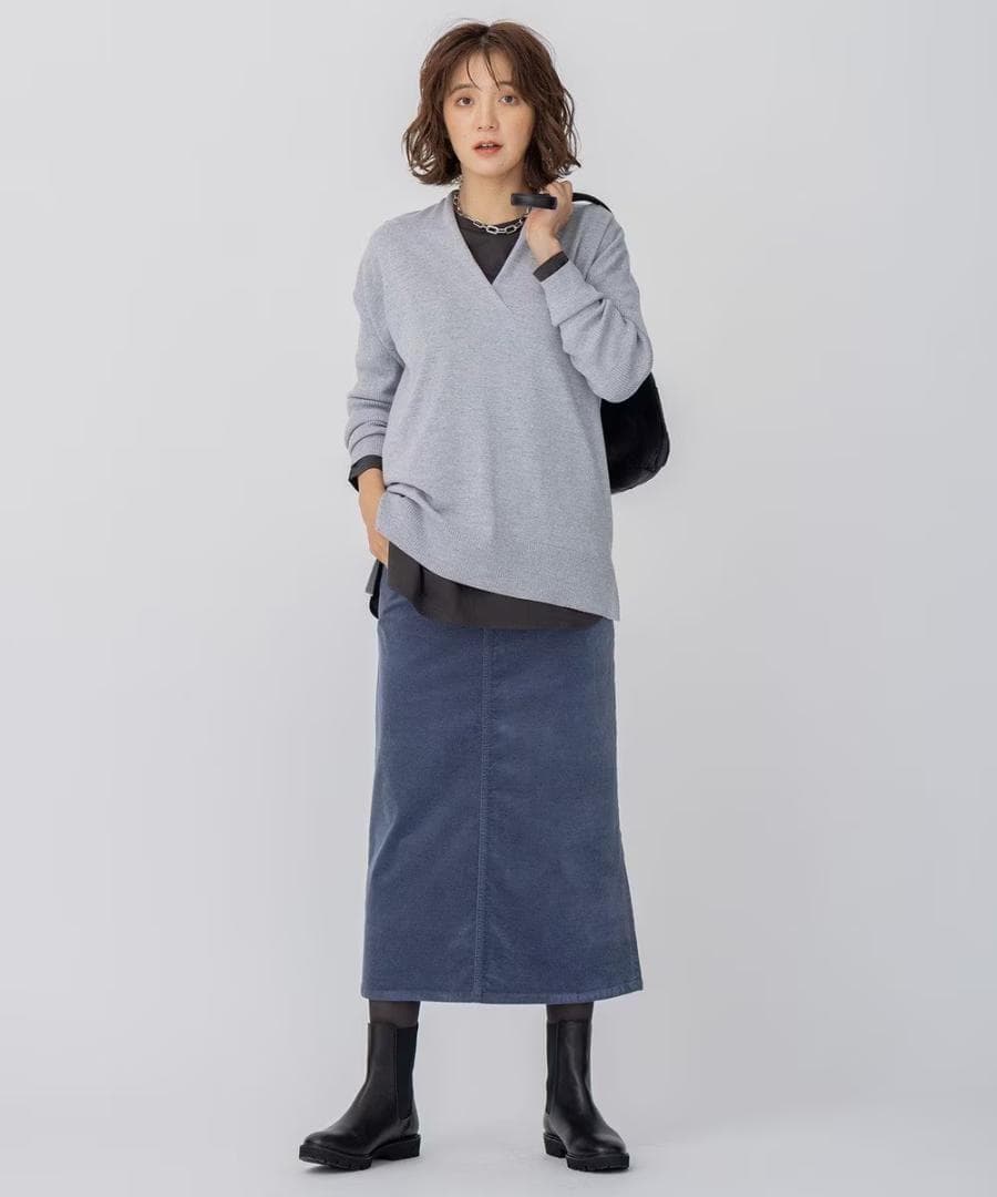 大きい未使用★23区★ウーステッドウール重ね襟Vネックニット46ライトグレー