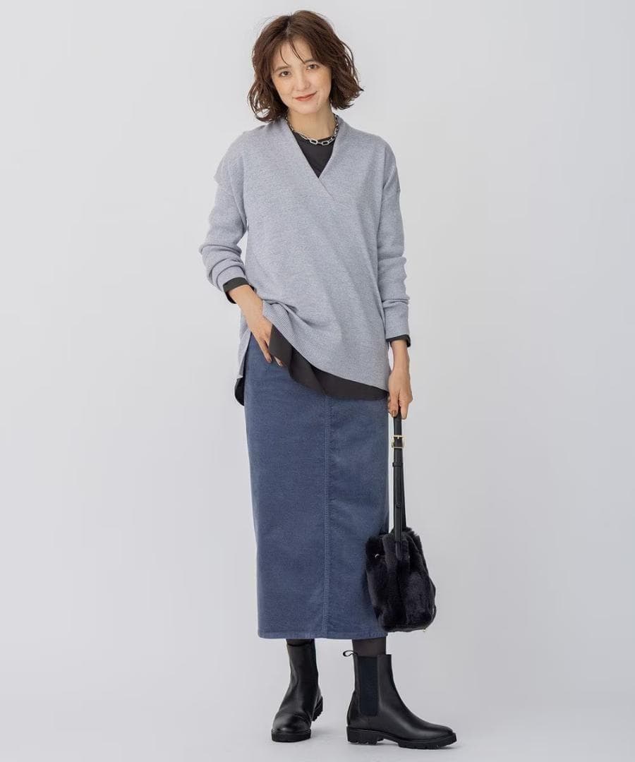 大きい未使用★23区★ウーステッドウール重ね襟Vネックニット46ライトグレー