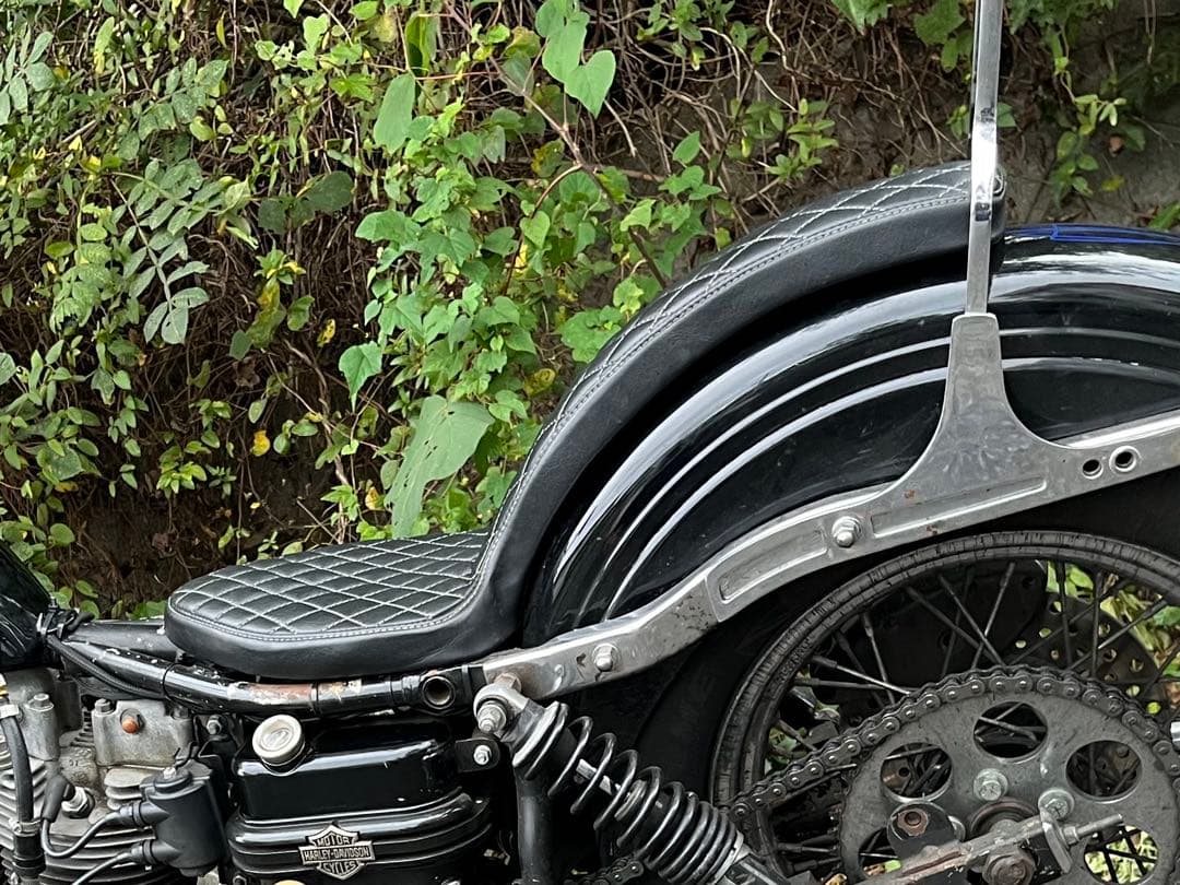 ハーレー　ショベル　シート