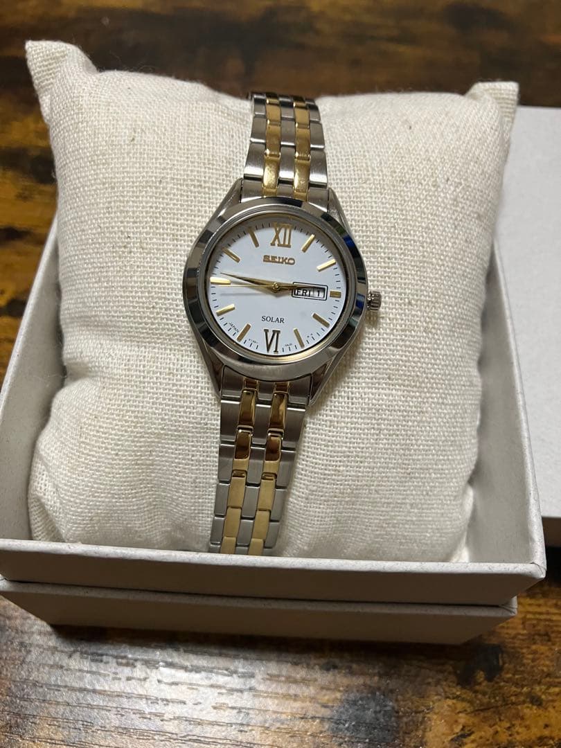SEIKO Solar ホワイトダイヤル 時計