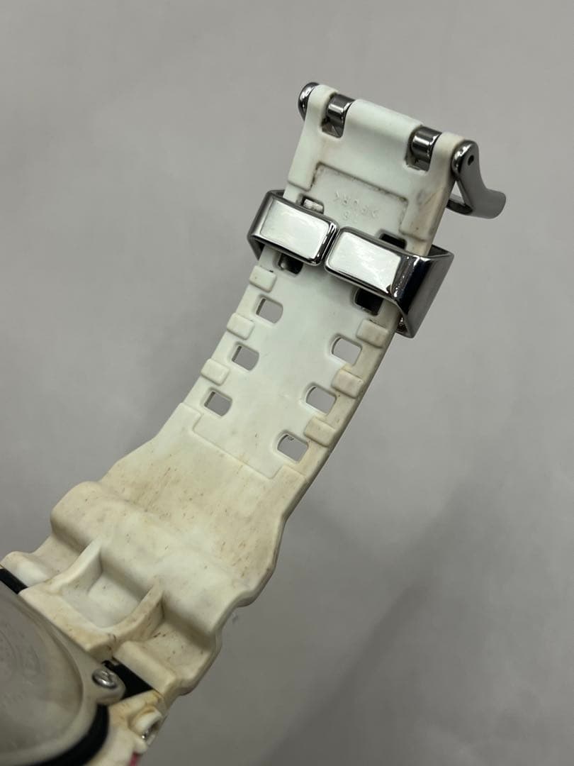 CASIO G-SHOCK GA−110SS